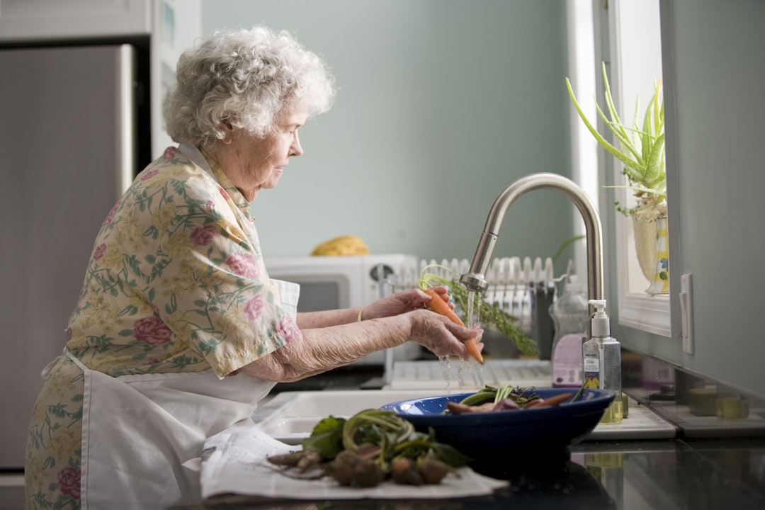 The Numerous Benefits of Volunteering for Seniors